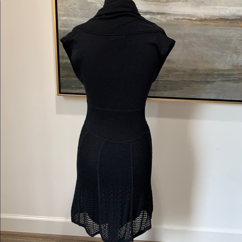 Dress - Picture 5 of 8